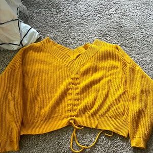 Cropped Srunched Knitted Sweater